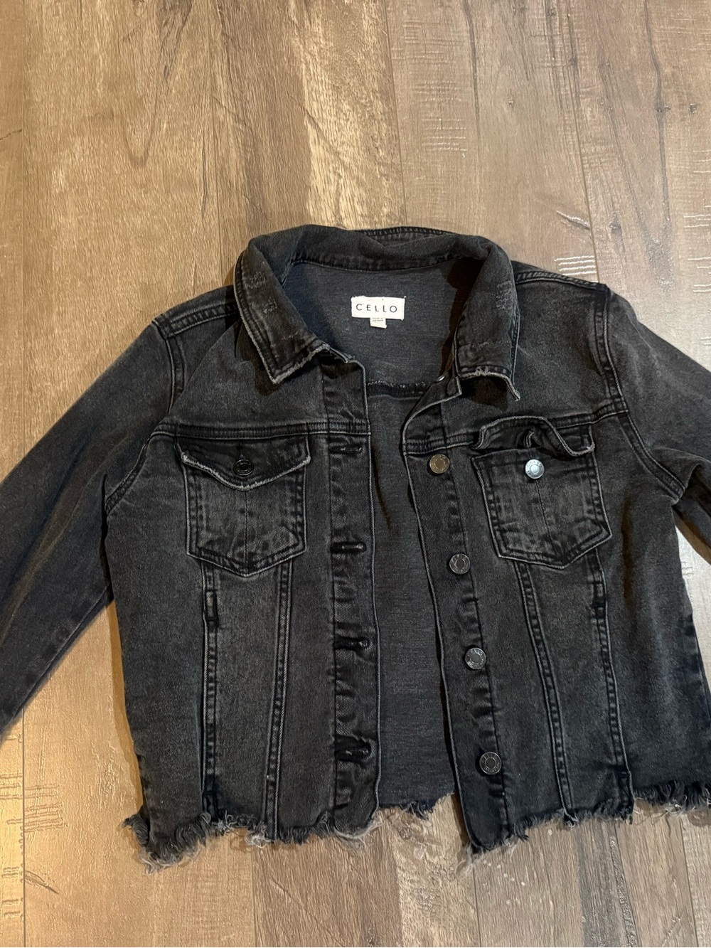 CELLO Black Denim Jacket cropped
